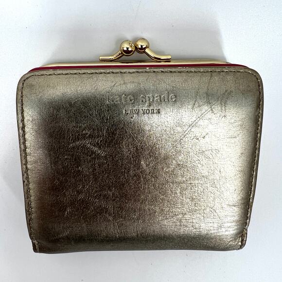 Kate Spade Leather Metallic Wallet Pink Interior Card ID Bill Coin Holder - Picture 1 of 8